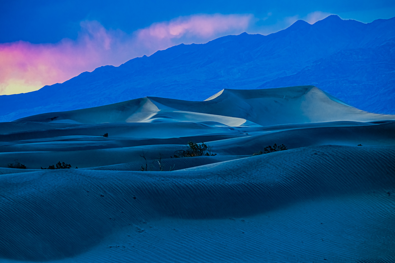 Mesquite Flat Sand Dunes, Death Valley, CA